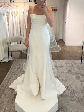 Madi Lane Strapless Wedding Dress (Brand New, Never Worn)